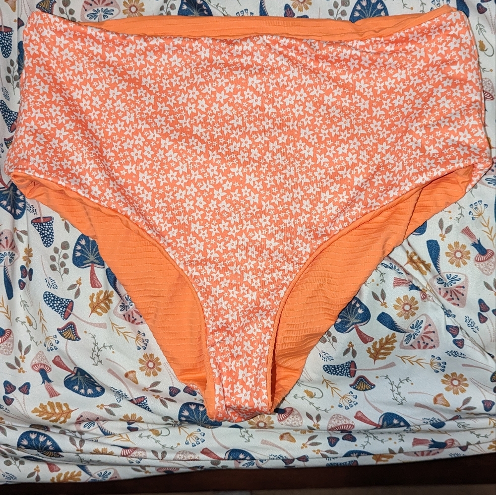 Patagonia reversible high waisted bikini bottoms